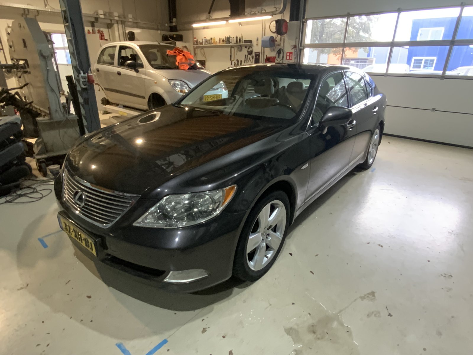 Lexus LS 460 Luxury 2007 - voorkant