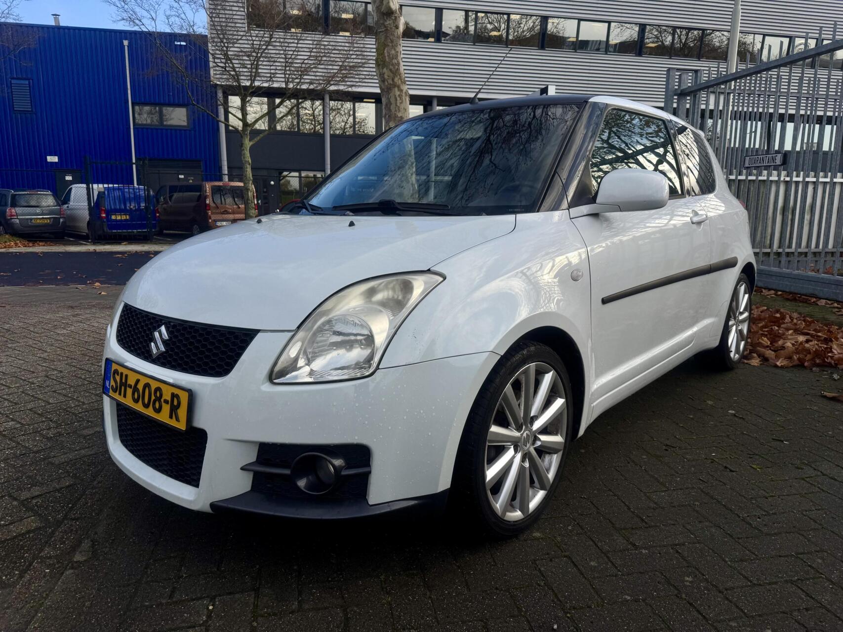 Foto van SUZUKI SWIFT