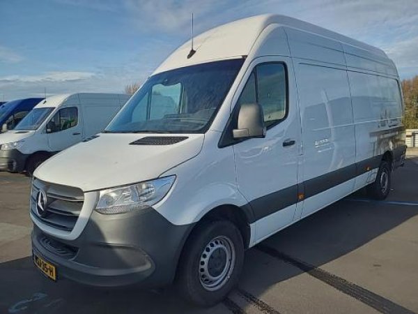 Mercedes-Benz Sprinter 317 1.9 CDI L4H3 2022 - voorkant