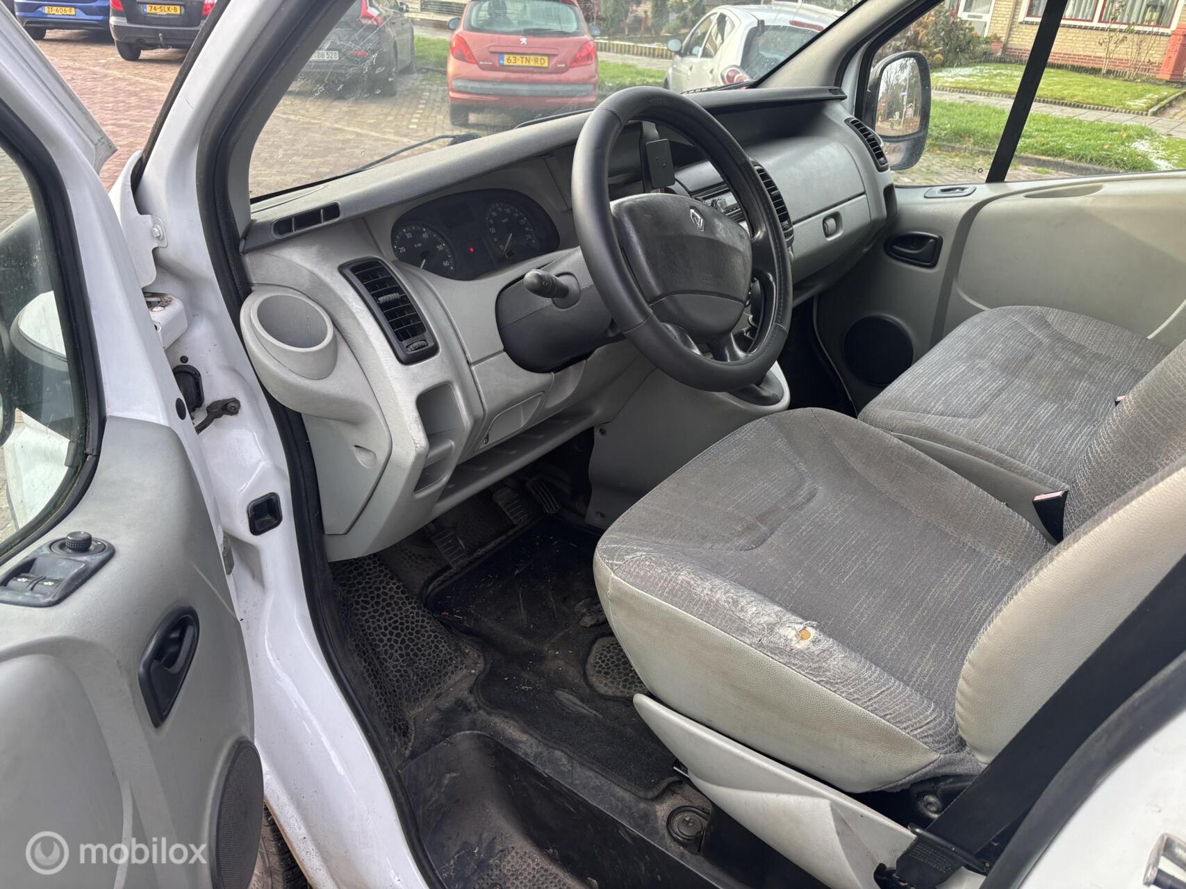 Foto van Renault Trafic T29 L2/h1 2.0 Dci 84kw E4