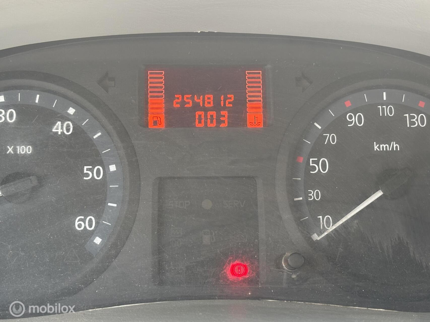 Foto van Renault Trafic T29 L2/h1 2.0 Dci 84kw E4