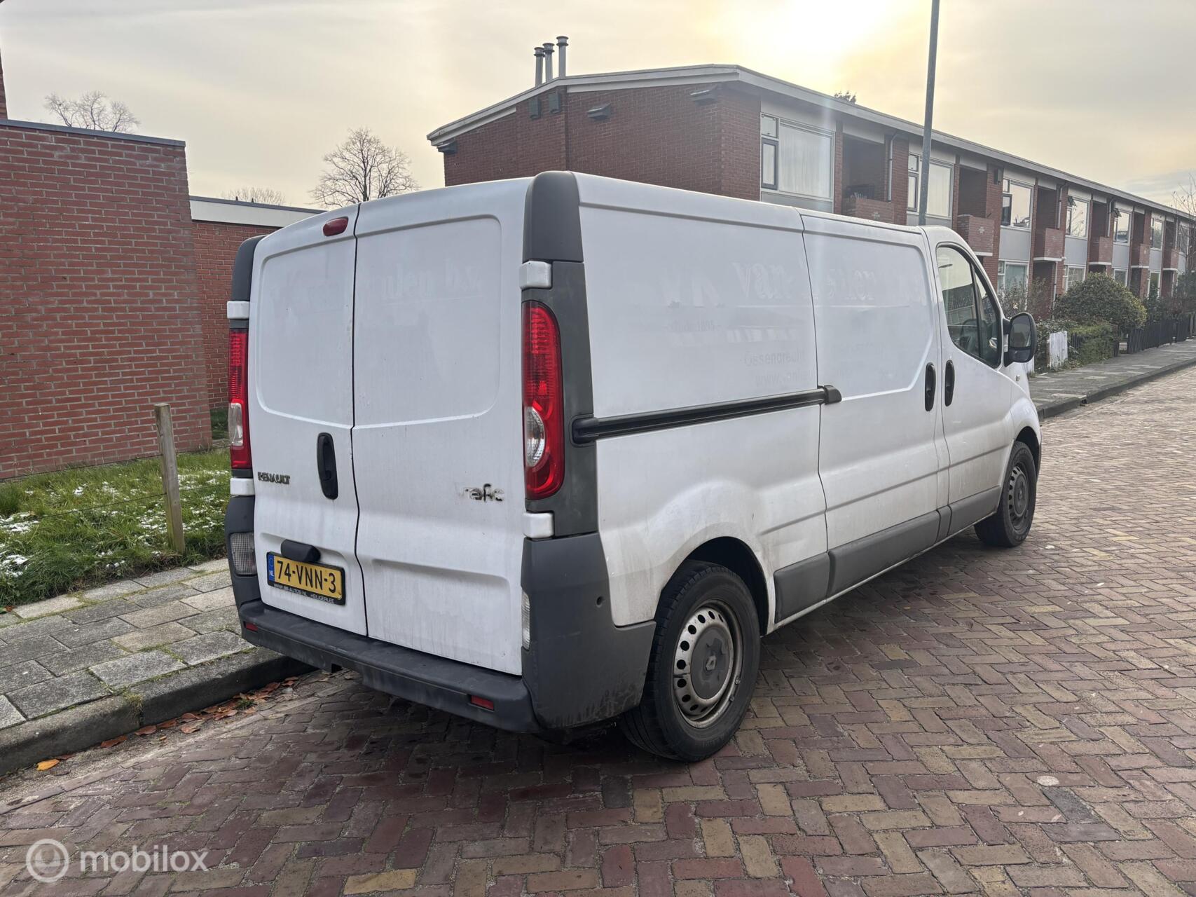 Foto van Renault Trafic T29 L2/h1 2.0 Dci 84kw E4