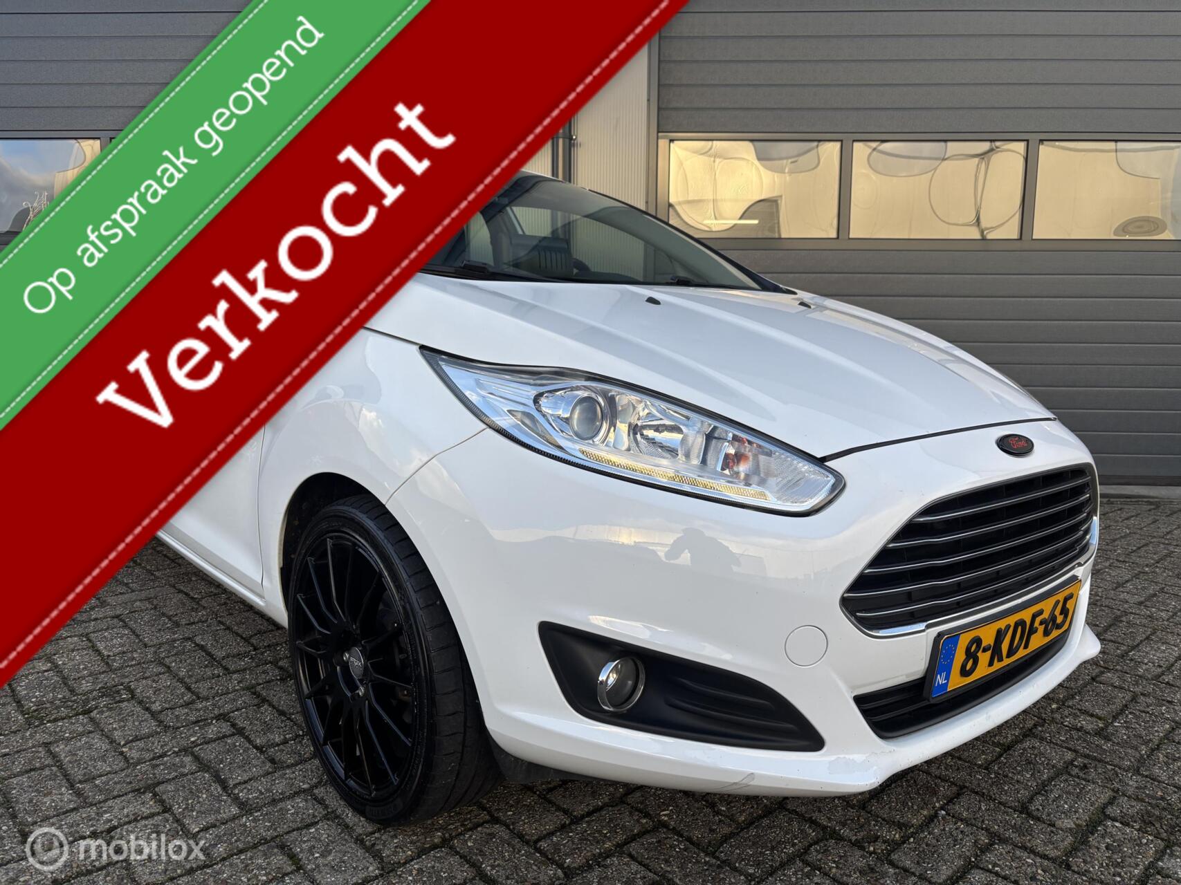 Ford Fiesta 1.6 TDCi Lease Titanium Uitvoering 2013 - voorkant