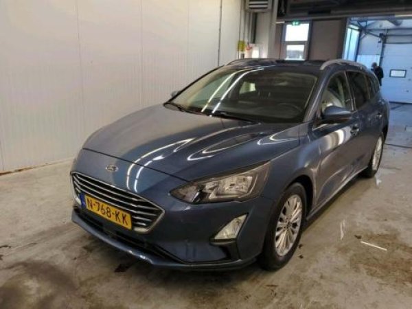 Ford Focus 1.0 EcoBoost Titanium X Business 2021 - voorkant