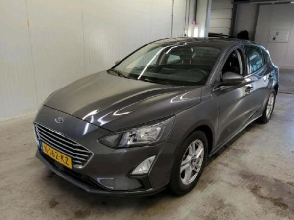 Ford Focus 1.0 EcoBoost Trend Edition Business 2021 - voorkant