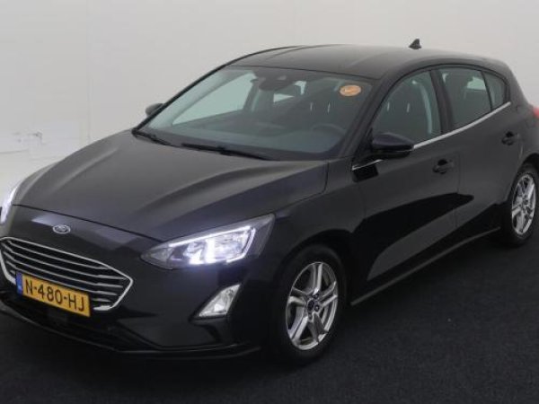 Ford Focus 1.0 EcoBoost Trend Edition Business 2021 - voorkant