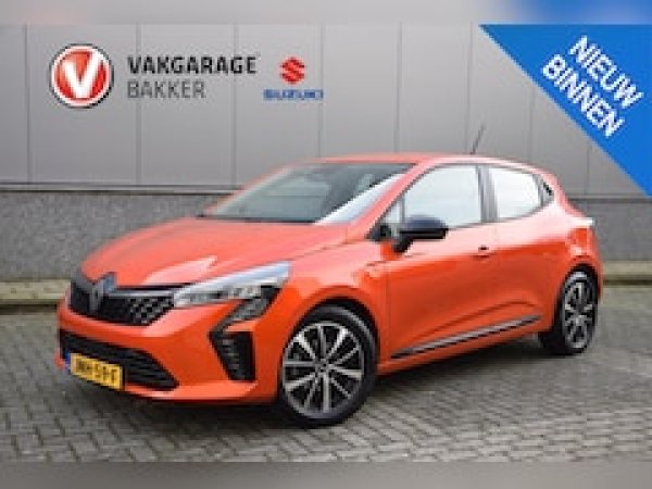 Renault Clio 1.0 TCe 90 evolution 2024 - voorkant
