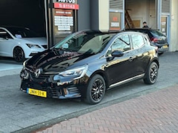 Renault Clio 1.3 TCe Intens 2020 - voorkant
