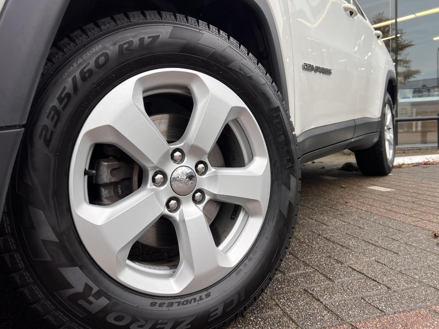 Foto van Jeep Compass