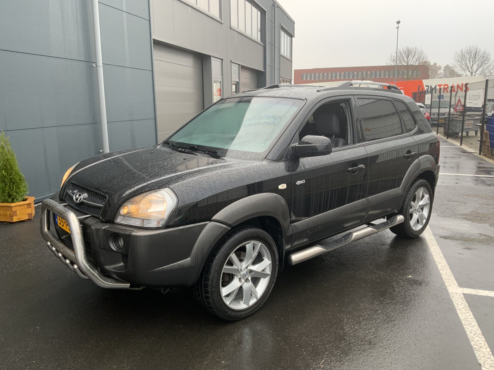 Hyundai Tucson 2.7i V6 4WD Style 2004 - voorkant