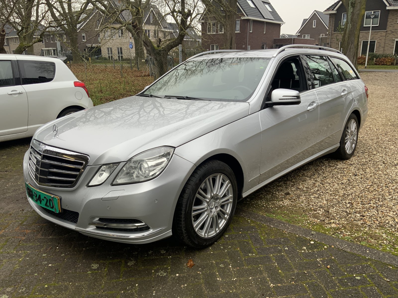 Mercedes-Benz E-klasse Estate 350 CGI Avantg. 4M 2010 - voorkant