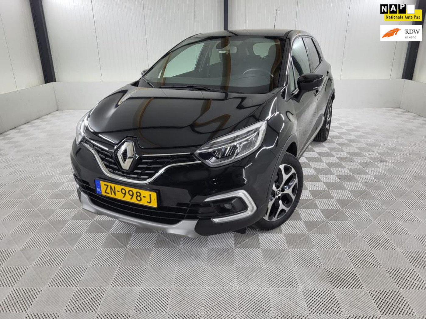 Renault Captur 0.9 TCe Intens, Camera, Navigatie 2019 - voorkant