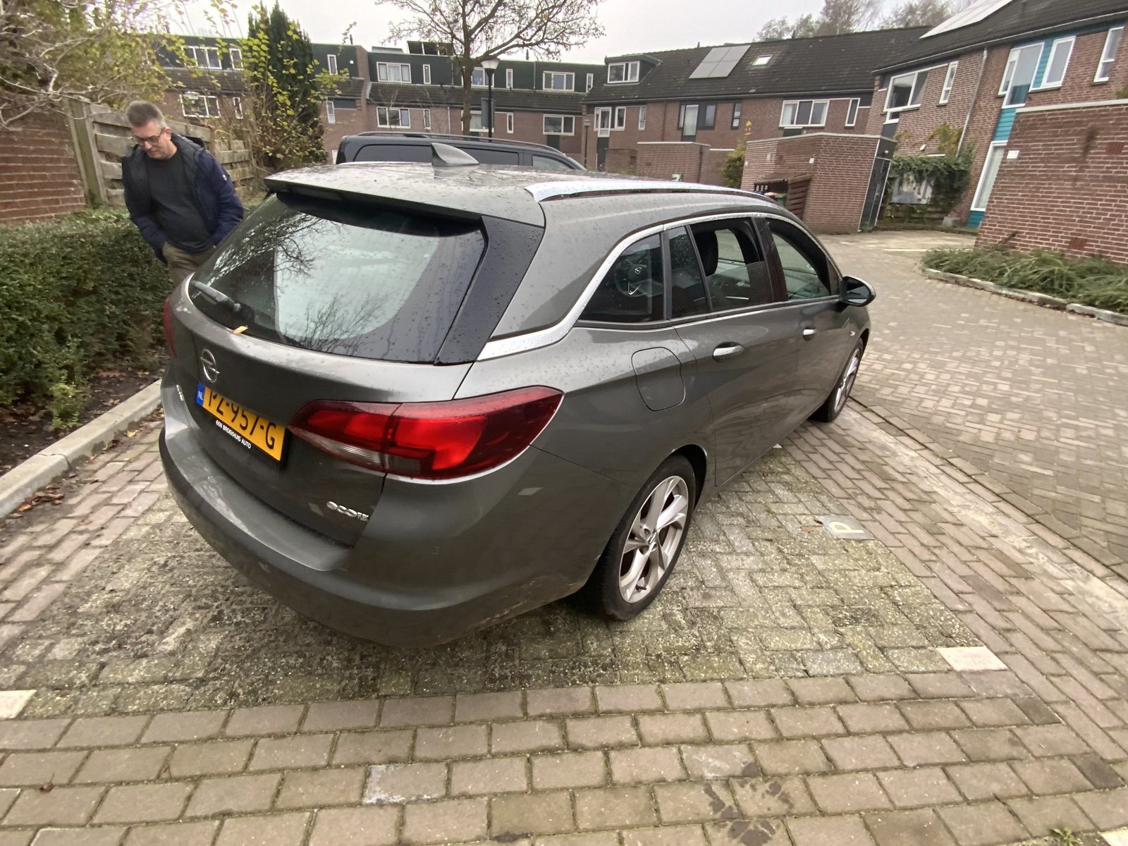 Inspectiefoto van Opel Astra Sports Tourer