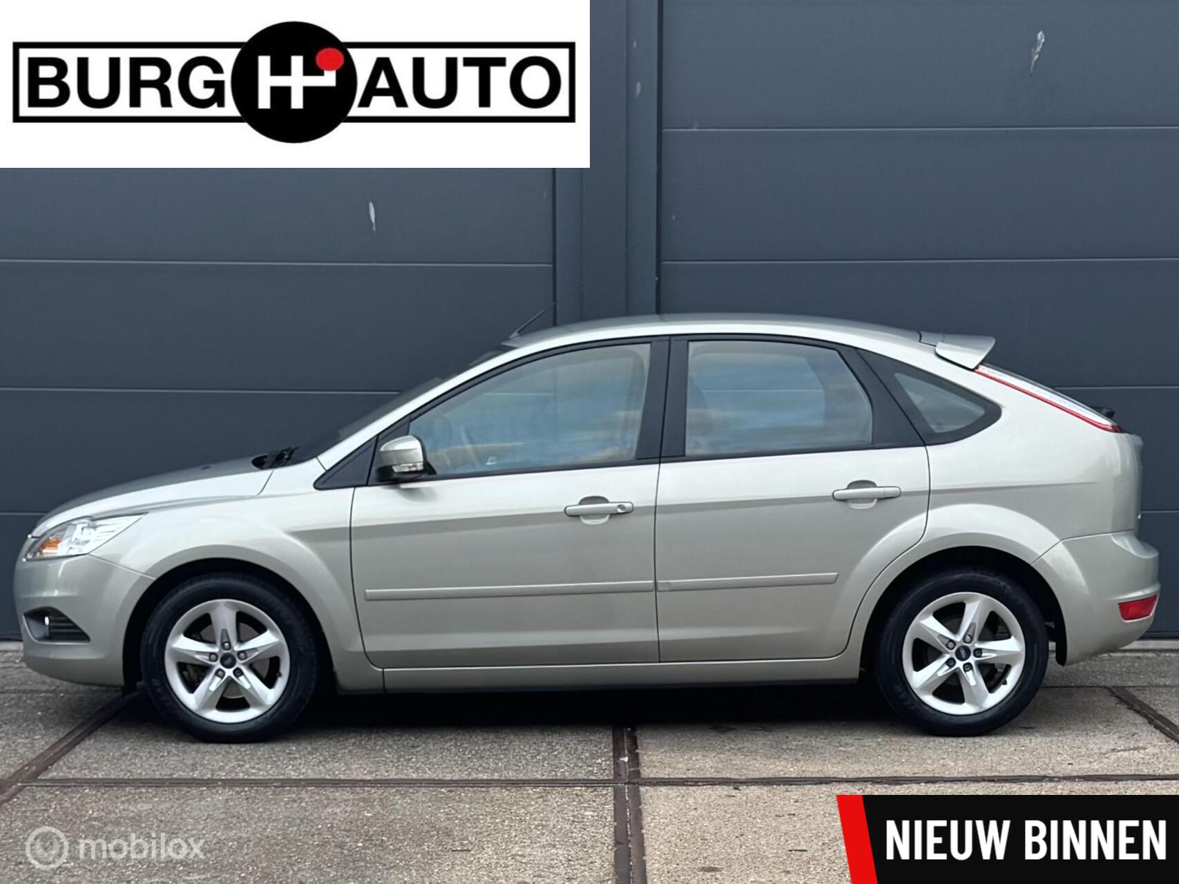 Ford Focus 1.6 Trend 5 deurs - AIRCO - LM VELGEN - VERWARMDE VOORRUIT - CPV - EL. RAMEN + SPIEGELS - RADIO/CD - APK T/M 19-05-2026 - 2009 - voorkant