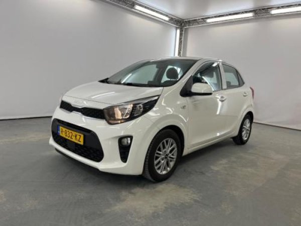 Kia Picanto 1.0 DPI DynamicLine 2022 - voorkant