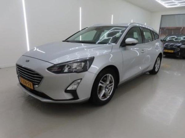 Ford Focus 1.0 EcoBoost Hybrid Trend Edition Business 2020 - voorkant
