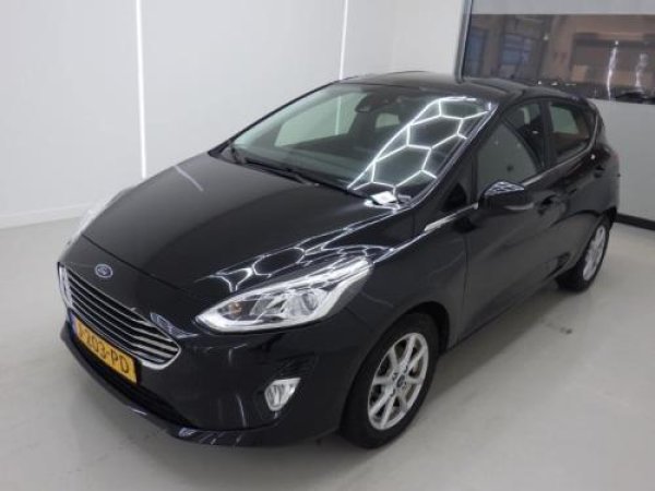 Ford Fiesta 1.0 EcoBoost Hybrid Titanium 2020 - voorkant