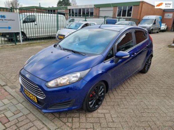 Ford Fiesta 1.25 2015 - voorkant