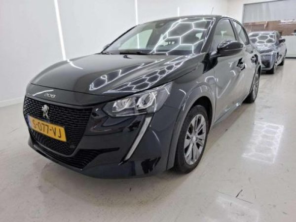 Peugeot 208 EV Active Pack 2023 - voorkant