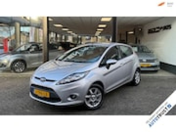 Ford Fiesta 1.25 Titanium 2011 - voorkant
