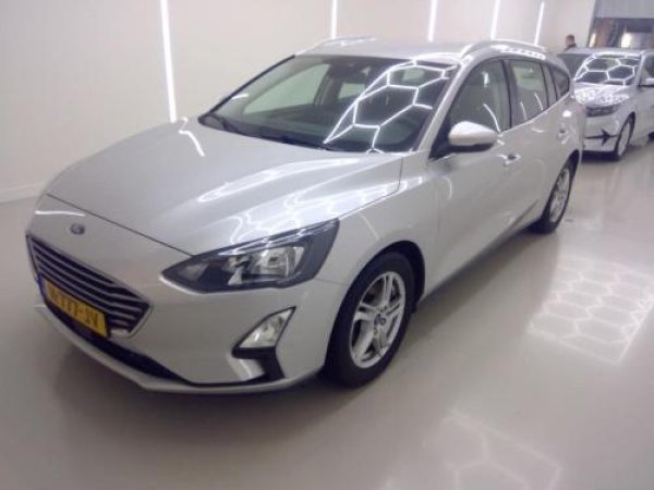 Ford Focus 1.0 EcoBoost Trend Edition Business 2021 - voorkant