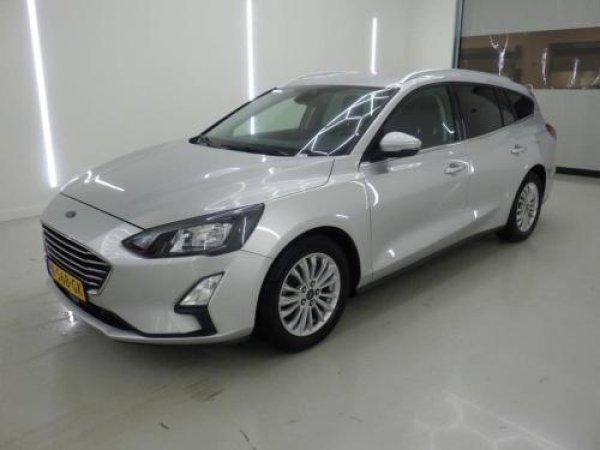 Ford Focus 1.0 EcoBoost Hybrid Titanium X Business 2020 - voorkant