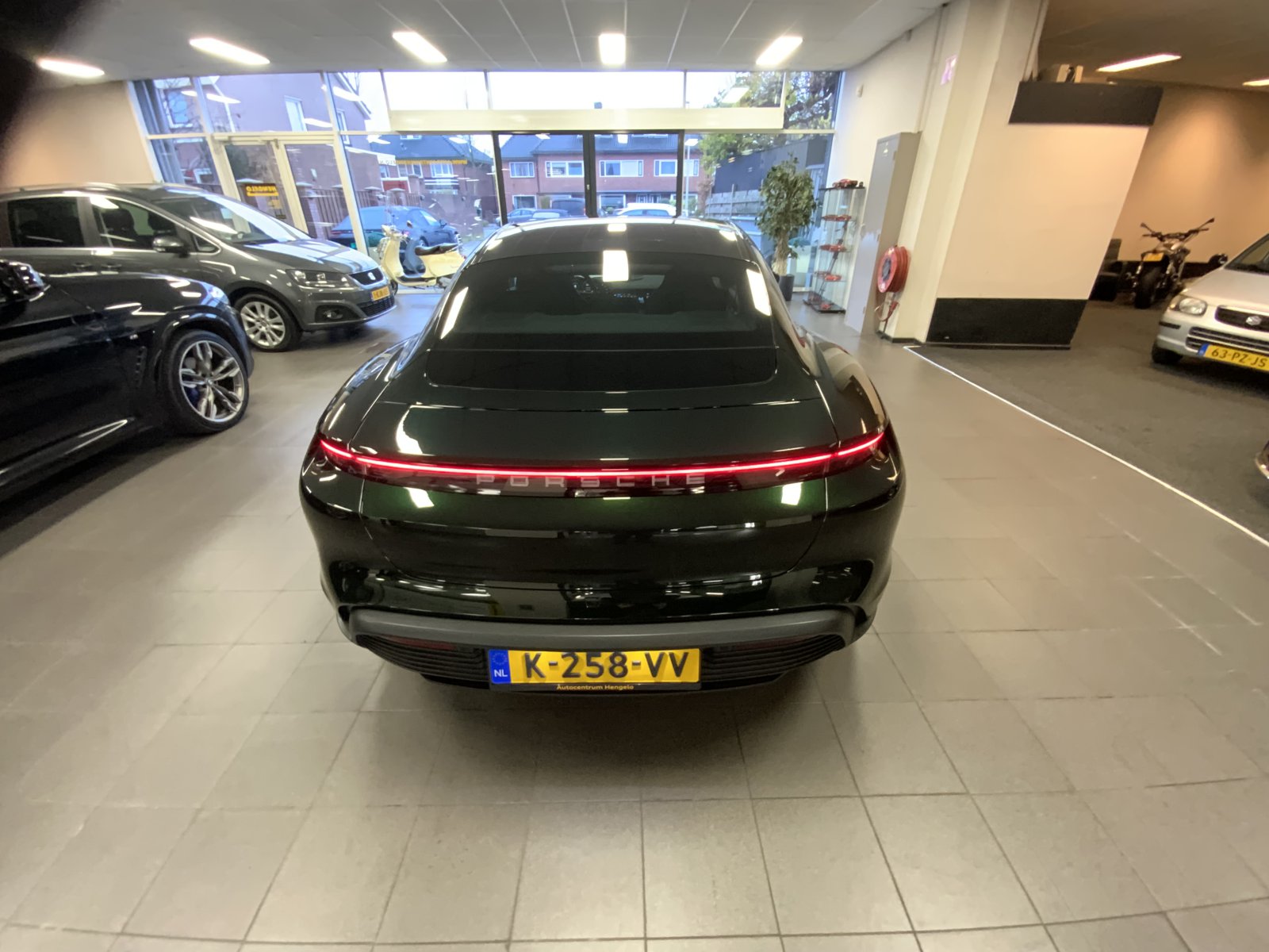 Inspectiefoto van Porsche Taycan