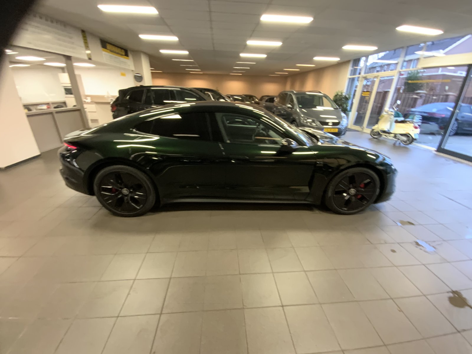 Inspectiefoto van Porsche Taycan