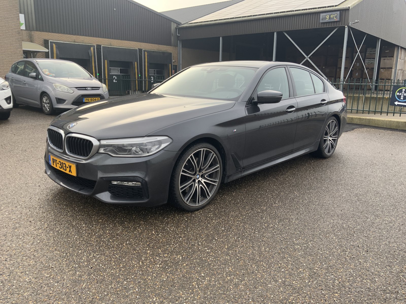 BMW 5-serie 530i High Exe 2017 - voorkant