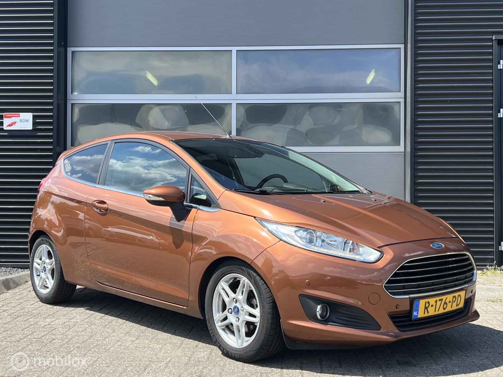 Ford Fiesta 1.0 EcoBoost Titanium 2013 - voorkant