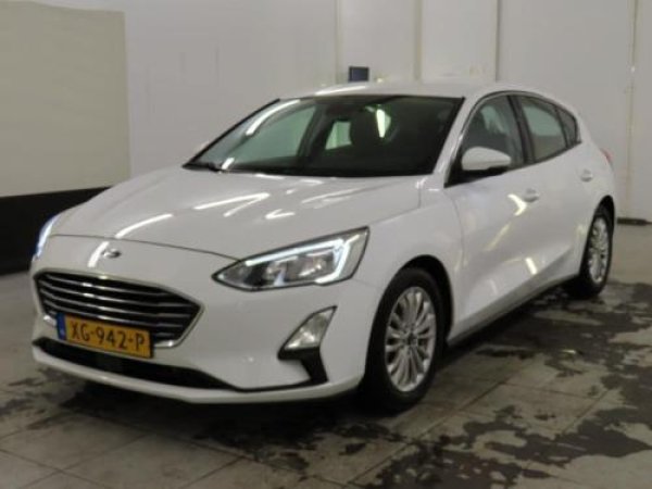 Ford Focus 1.0 EcoBoost Titanium Business 2019 - voorkant