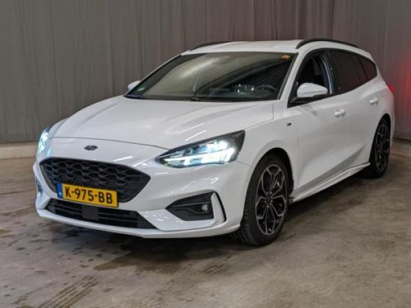 Ford Focus 1.5 EcoBoost ST Line X Business 2020 - voorkant