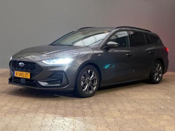 Ford Focus 1.0 EcoBoost Hybrid ST Line 2024 - voorkant