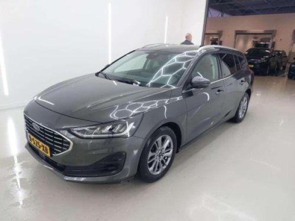 Ford Focus 1.0 EcoBoost Hybrid Titanium 2022 - voorkant