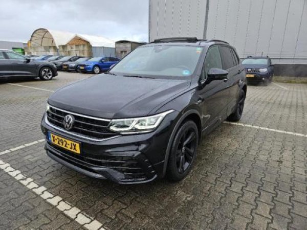 Volkswagen Tiguan 1.4 TSI eHybrid R-Line Business 2023 - voorkant