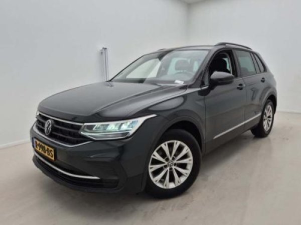 Volkswagen Tiguan 1.5 TSI Life 2022 - voorkant