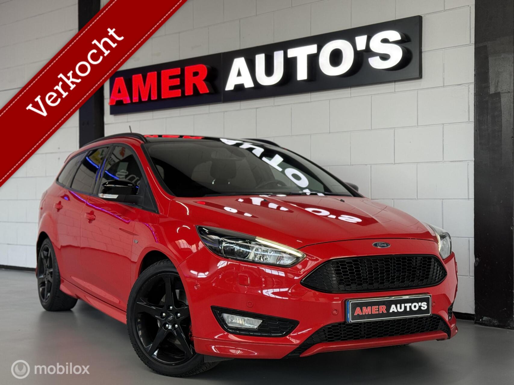 Ford Focus 1.5 ST-Line/Nieuwe APK/Navi/Led/Nette auto! 2017 - voorkant
