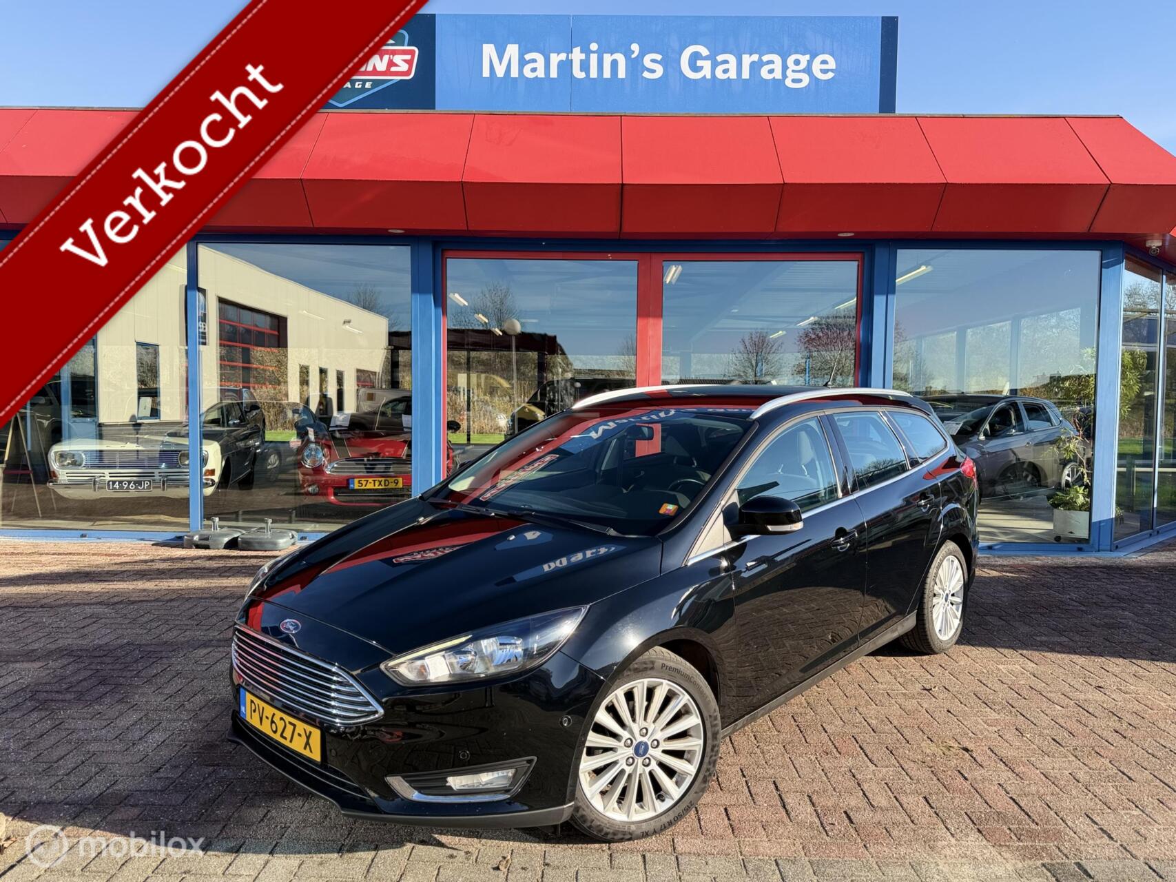 Ford Focus 1.0 Titanium PDC NAVI CRUISE CLIMA 2017 - voorkant