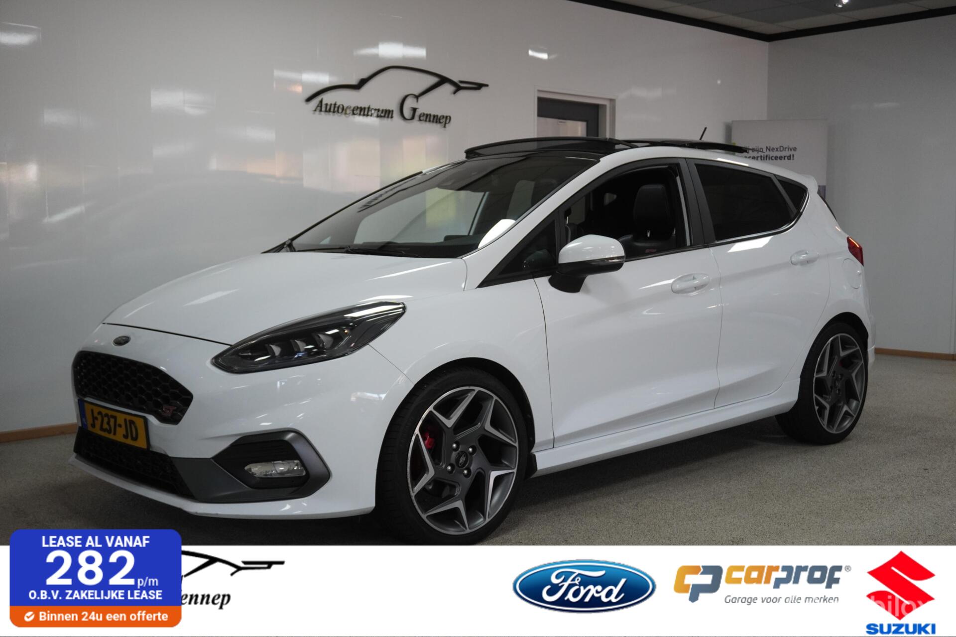Ford Fiesta 1.5 EcoBoost ST-3 | LED | PANO | RECARO | 2019 - voorkant