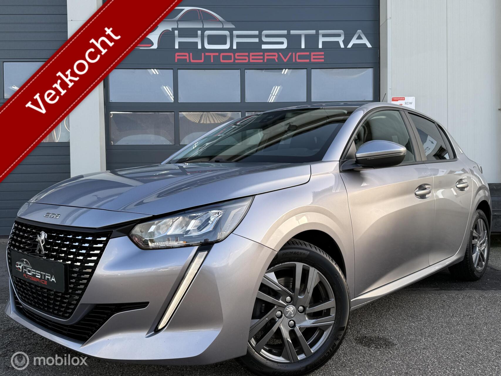 Peugeot 208 1.2 PureTech Active Pack CarPlay Navi PDC riem vv 2021 - voorkant