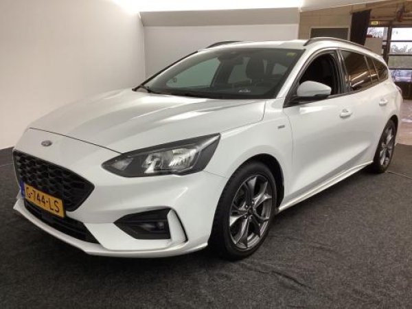 Ford Focus 1.0 EcoBoost ST Line Business 2019 - voorkant