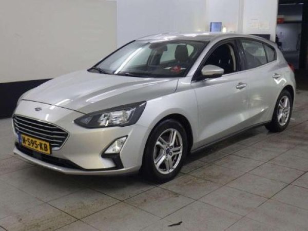 Ford Focus 1.0 EcoBoost Hybrid Trend Edition Business 2021 - voorkant