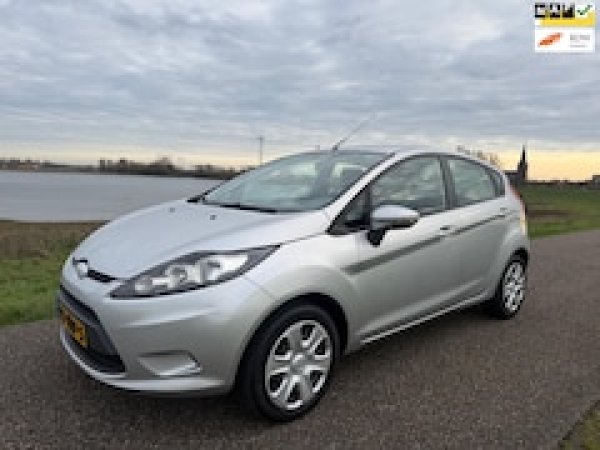 Ford Fiesta 1.25 Limited 2010 - voorkant