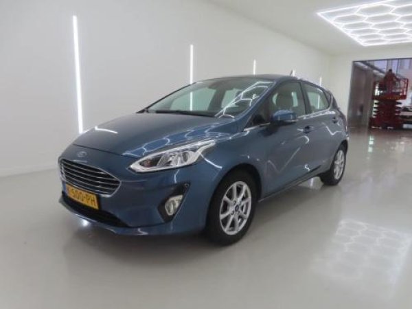 Ford Fiesta 1.0 EcoBoost Titanium 2021 - voorkant