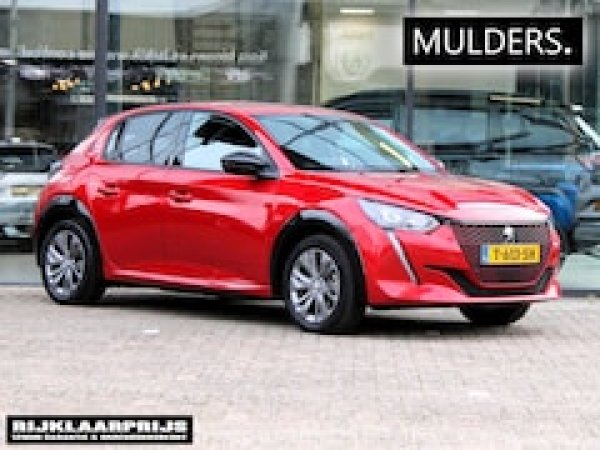 Peugeot 208 EV Allure Pack 2023 - voorkant