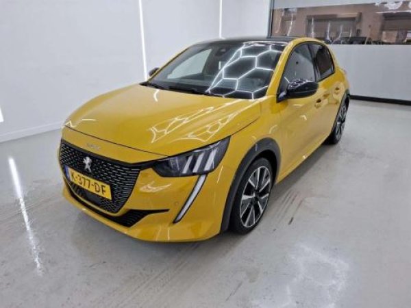 Peugeot 208 1.2 PureTech GT-Line 2020 - voorkant
