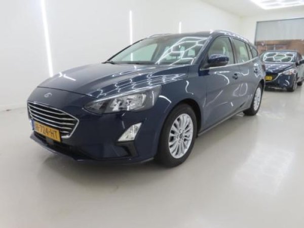 Ford Focus 1.0 EcoBoost Titanium Business 2020 - voorkant