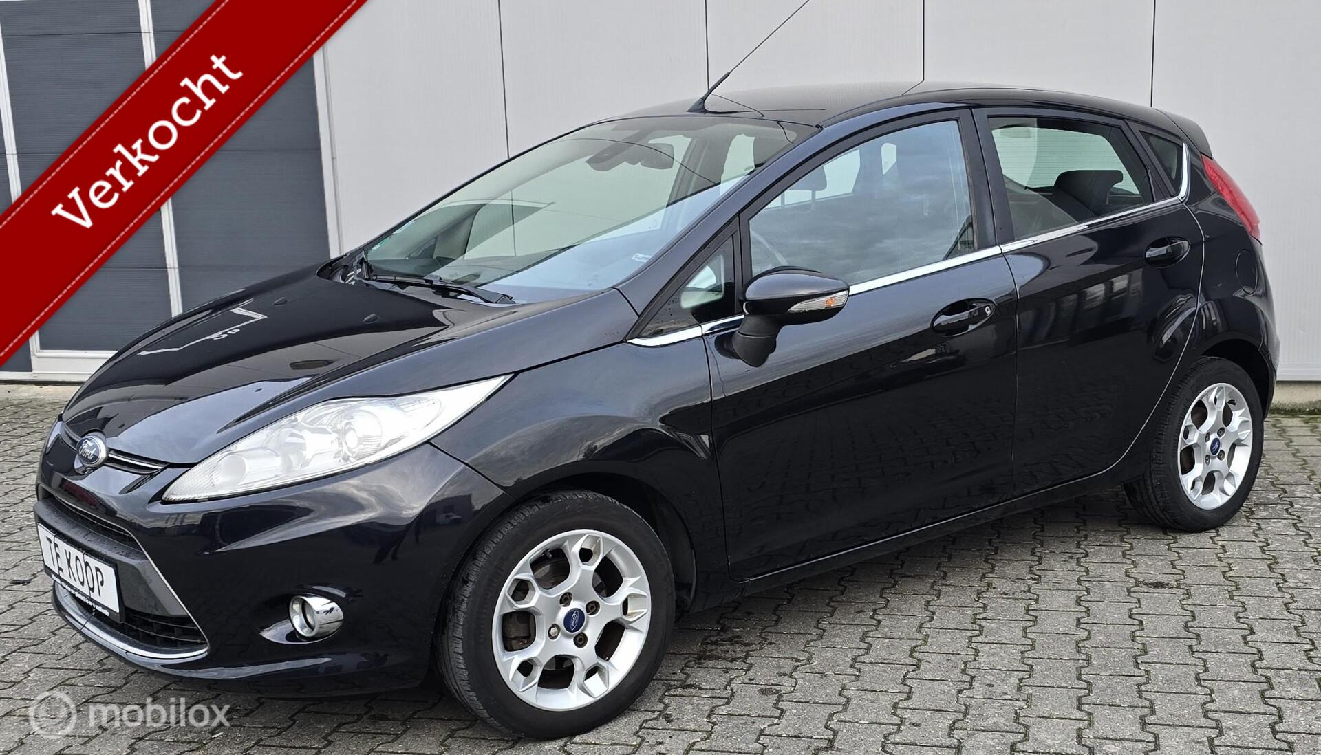 Ford Fiesta 1.25 Titanium 2011 - voorkant
