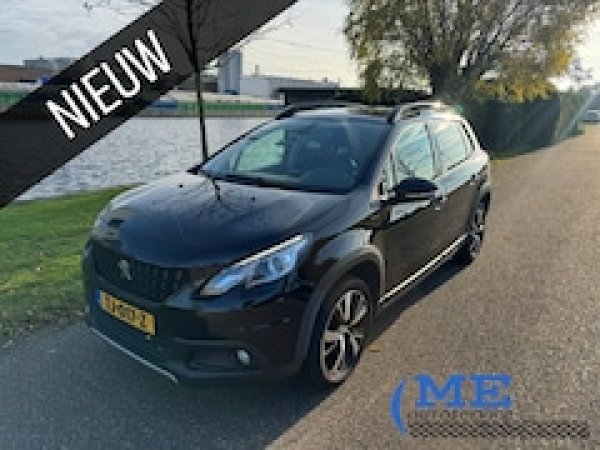 Peugeot 2008 1.2 PureTech GT-line 2017 - voorkant