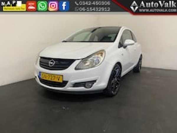 Opel Corsa 1.2-16V '111' Edition 2011 - voorkant